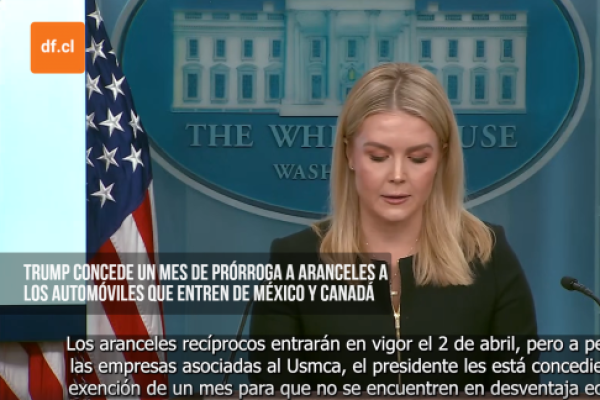 <p>Ahora en DF | Trump concede un mes de prórroga a los aranceles a los automóviles que entren de México y Canadá</p>