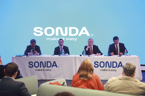 <p>De izq. a der.: Gonzalo Soto, Marcelo Castiglione, José Orlandini y Alejandro Celedón. Foto: Julio Castro</p>
