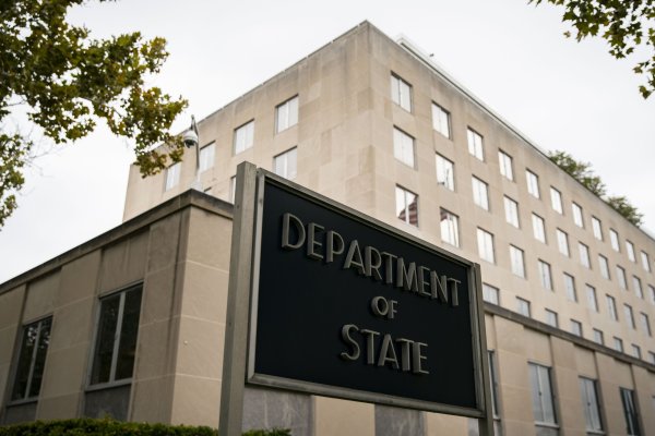 Directorio de la Beca Internacional Fulbright renuncia en masa denunciando interferencia de equipo de asesores de Trump