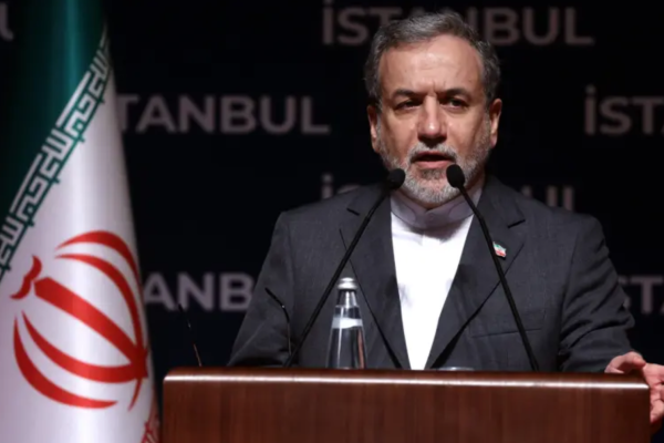 Irán afirma que los ataques estadounidenses a tres instalaciones nucleares fueron "salvajes"