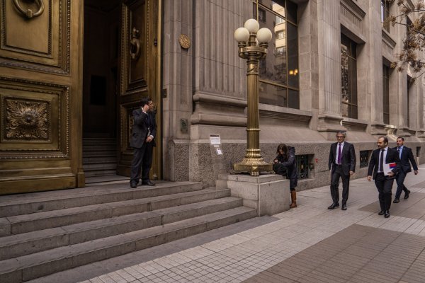 Banco Central de Chile evaluó en junio recortar tasa de interés, pero decidió mantenerla: minuta