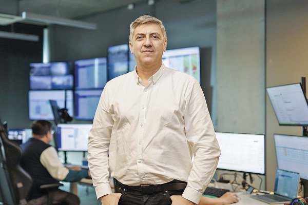 El negocio de rastreo de flotas que creó un oficial del ejército y vendió al gigante Constellation Software