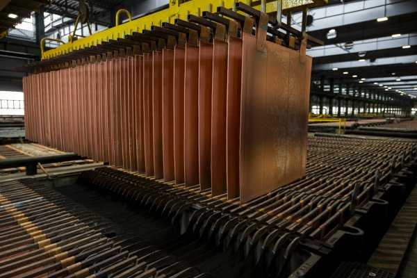 Arancel de Trump de 50% a importaciones de cobre incluiría al metal refinado, que constituye el grueso de la producción de Chile