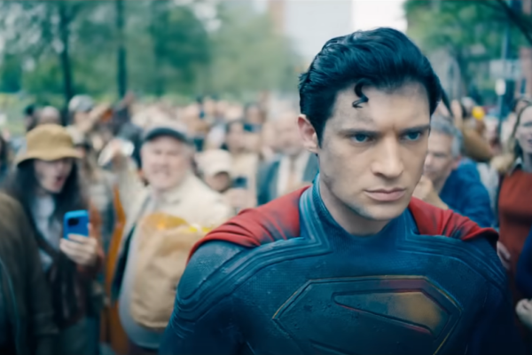 Superman nada sabe de guerras comerciales y arrasa en taquilla en EEUU y Canadá