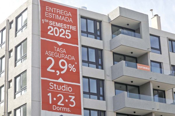 Banca y construcción alertan sobre riesgos de eliminar la UF: golpearía acceso a la vivienda y sería una “lápida” para los hipotecarios