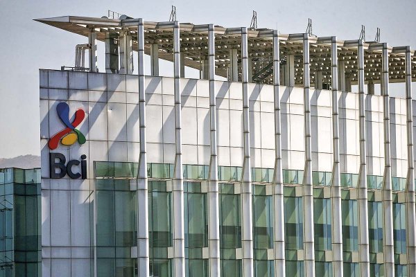 Banco BCI revela fraudes con uso de tarjetas en estaciones de servicio en Estados Unidos