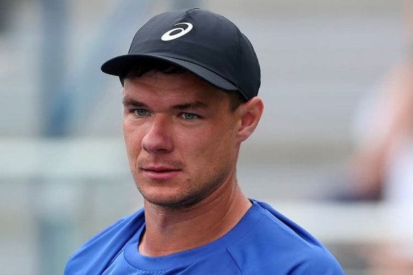 "Cometí un gran error": Las disculpas del CEO polaco que protagonizó un escándalo por arrebatar a un niño la gorra de un tenista en el US Open