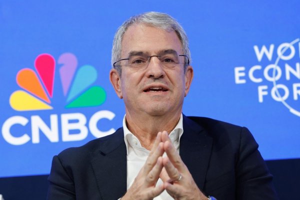 Nestlé despide a su CEO por ocultar una relación sentimental con una subordinada directa y nombra a Philipp Navratil como sucesor