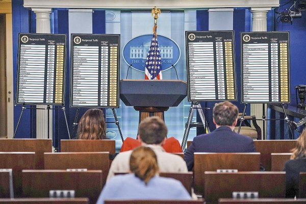 Trump pedirá un fallo acelerado a la Corte Suprema para zanjar la contienda judicial por sus aranceles