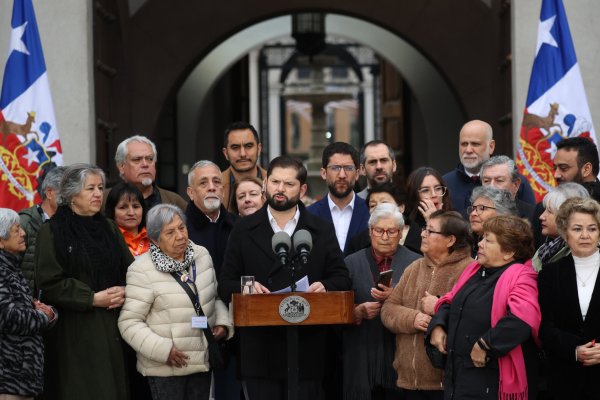 Boric defiende reforma previsional y cuestiona a Kast: “Un grupo pequeño que no quiso sumarse, hoy amenaza con hacerla retroceder"