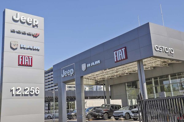 Gigante europea Stellantis tendrá la representación de marcas de española Astara en Chile a partir de 2026