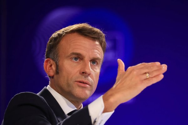 Macron nombra a gabinete en un nuevo intento por calmar la crisis política en Francia