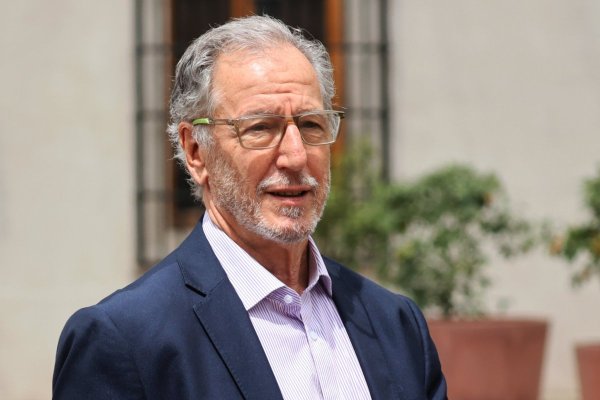 Ministro de Energía descarta que baja en las cuentas de la luz se concrete antes de enero y desestima efecto inflacionario