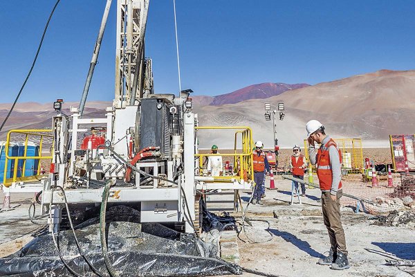 Enami se enfrenta a Eramet en tribunales y alega que minera francesa quiere obstaculizar su proyecto de litio con Rio Tinto