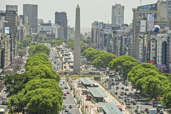 Activos argentinos se disparan hasta 40% en Wall Street, tras victoria legislativa de Milei